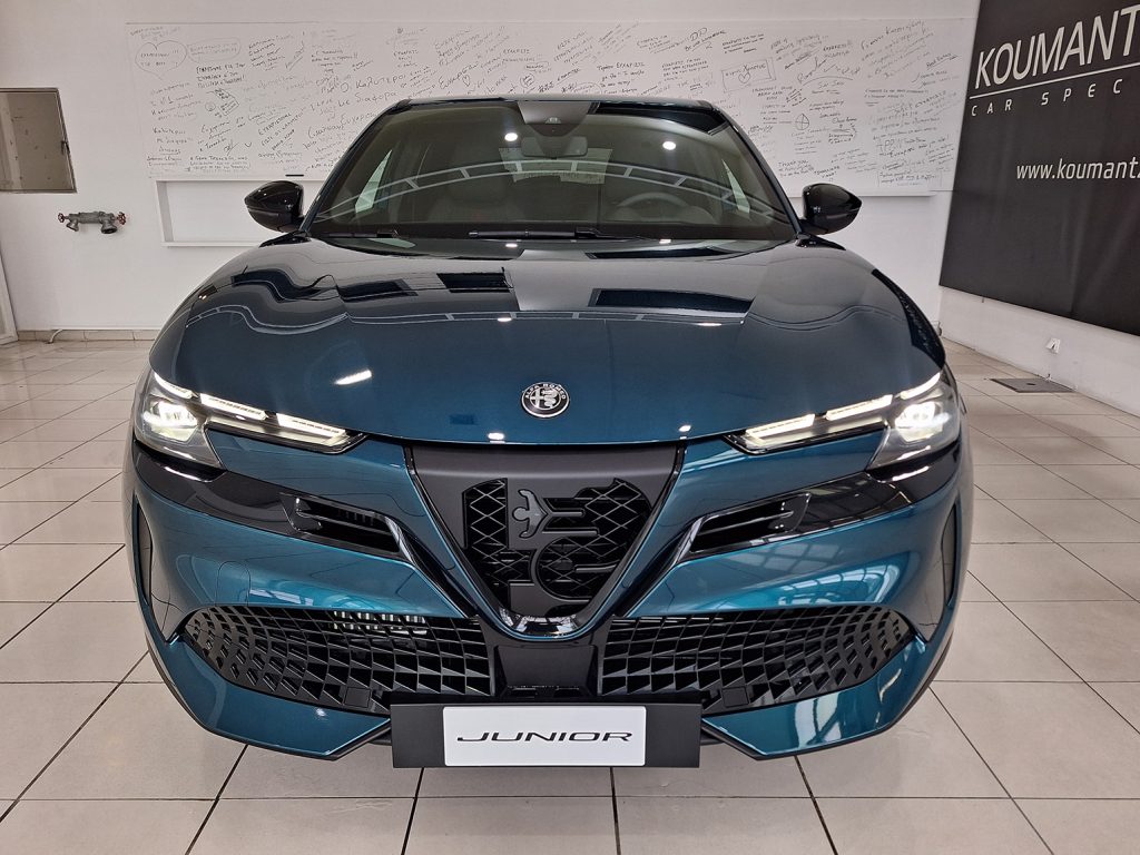 Alfa Romeo Junior  Ibrida Speciale 145Hp Auto Navi LED