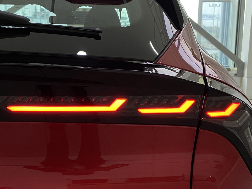 Alfa Romeo Junior Ibrida Hybrid 145 Hp Auto LED Core 4 Χρόνια Εγγύηση & Οδική