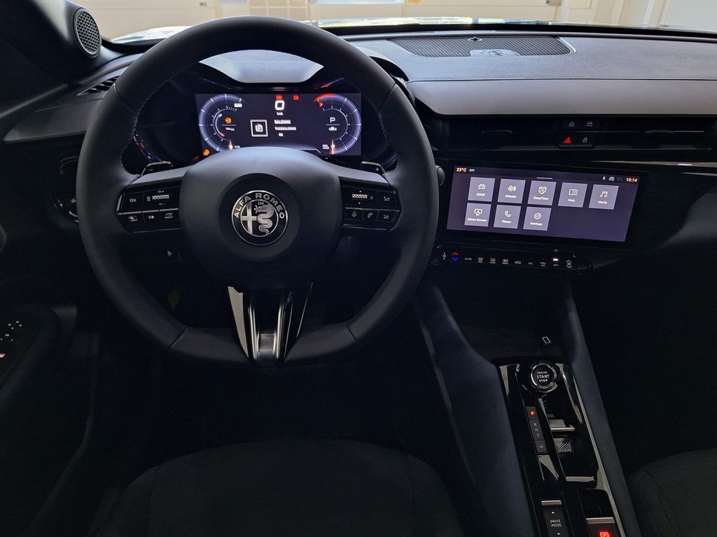 Alfa Romeo Junior Ibrida Hybrid 145 Hp Auto LED Core 4 Χρόνια Εγγύηση & Οδική