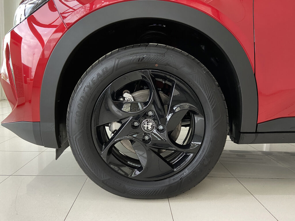 Alfa Romeo Junior Ibrida Hybrid 145 Hp Auto LED Core 4 Χρόνια Εγγύηση & Οδική