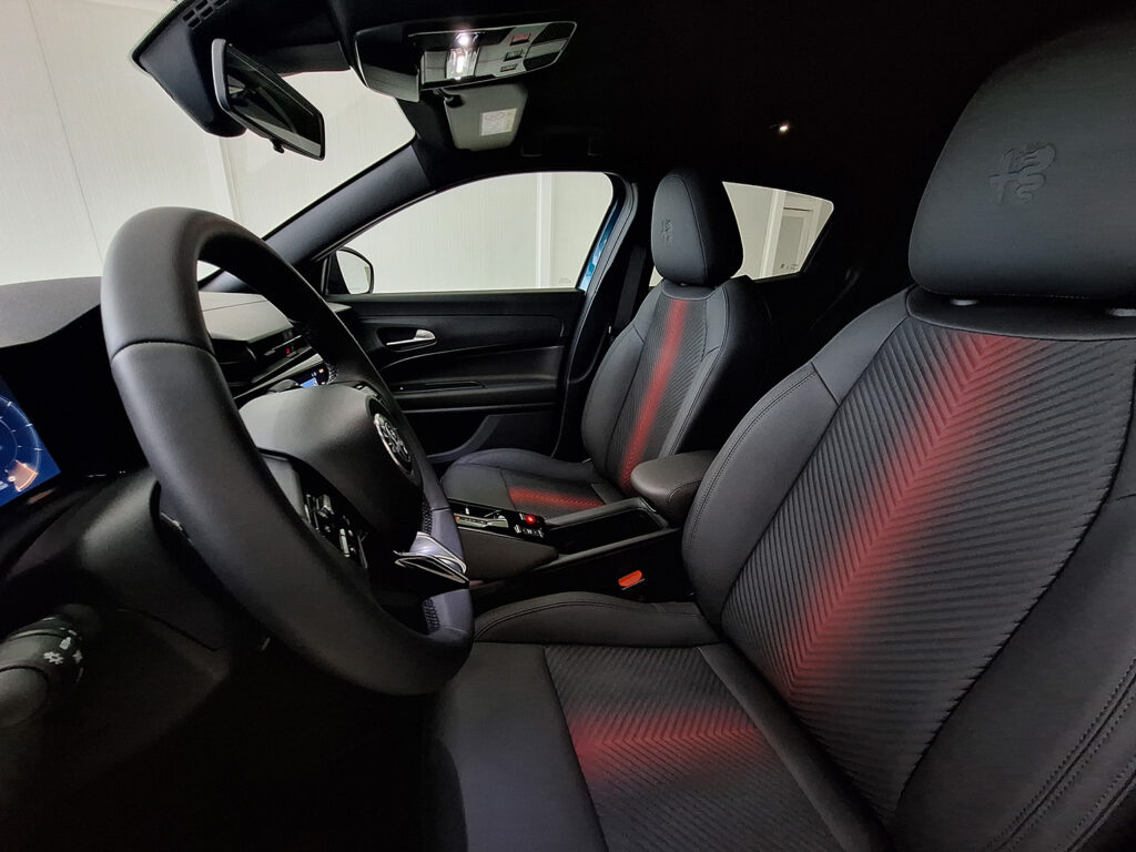 Alfa Romeo Junior 2026 Ibrida Ti 145Hp Auto Navi LED 8 Χρόνια Εγγύηση & Οδική
