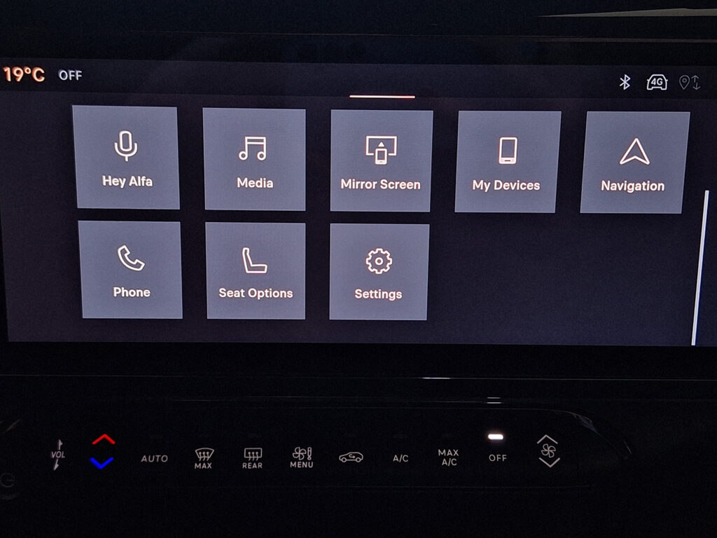 Alfa Romeo Junior 2026 Ibrida Ti 145Hp Auto Navi LED 8 Χρόνια Εγγύηση & Οδική